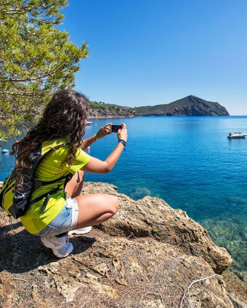 Trekking a Cala di Forno