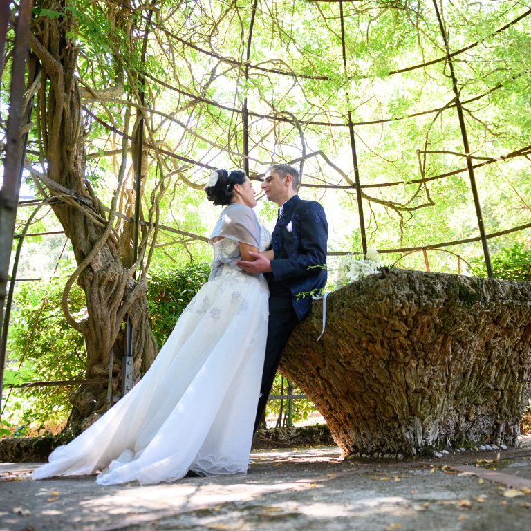 Tuscany land of weddings